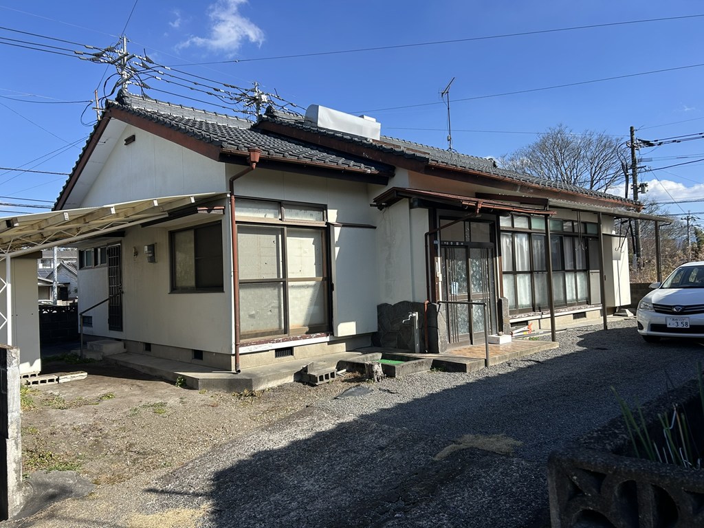★鷹尾一丁目お手頃価格の4DK中古住宅!状態は良好です★